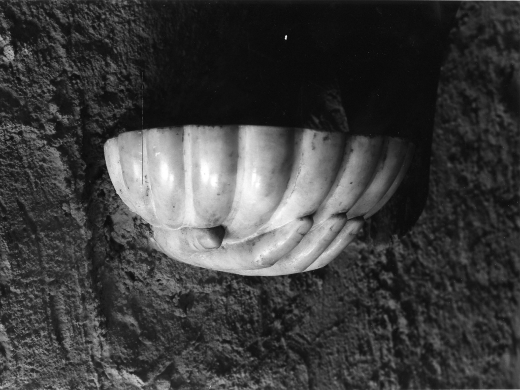 acquasantiera da parete - ambito laziale (fine sec. XVIII)