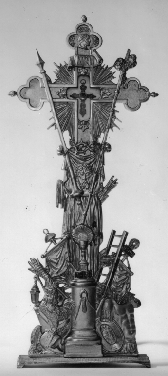 reliquiario - a croce - ambito romano (fine/inizio secc. XIX/ XX)