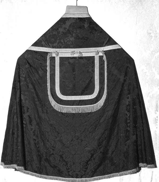 piviale - ambito laziale (sec. XX)