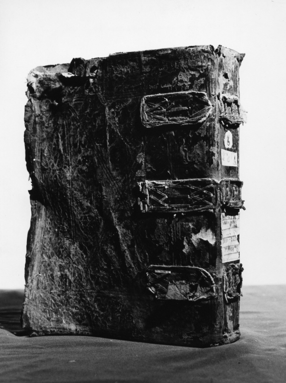 coperta di libro liturgico - ambito viterbese (fine/inizio secc. XVI/ XVII)