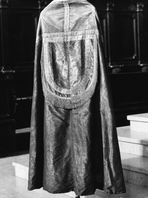 piviale - manifattura viterbese (sec. XVIII)