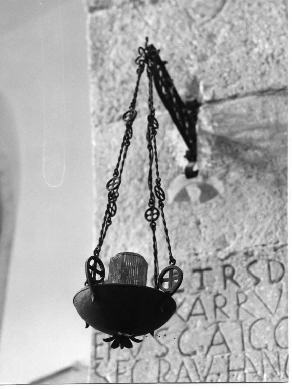 lampada - a muro - ambito viterbese (sec. XIX)