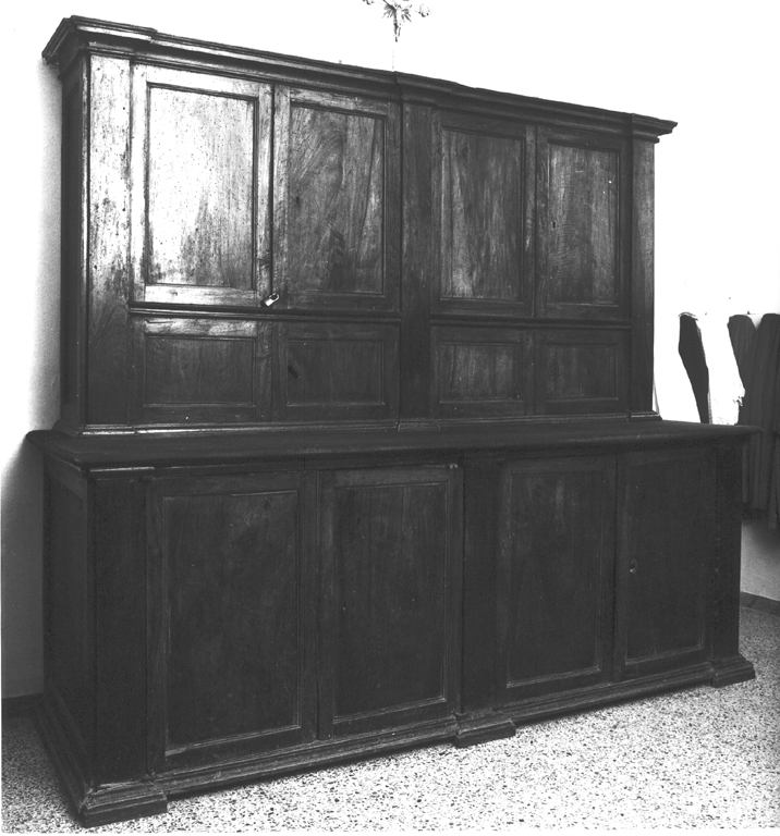 armadio da sacrestia - ambito laziale (fine sec. XIX)