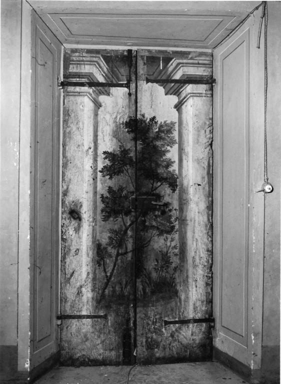 motivi decorativi vegetali (porta - a due battenti) - ambito laziale (seconda metà sec. XVII)