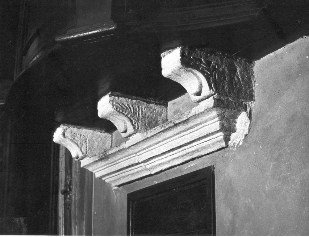 mensola architettonica - ambito laziale (secc. XI/ XVI)