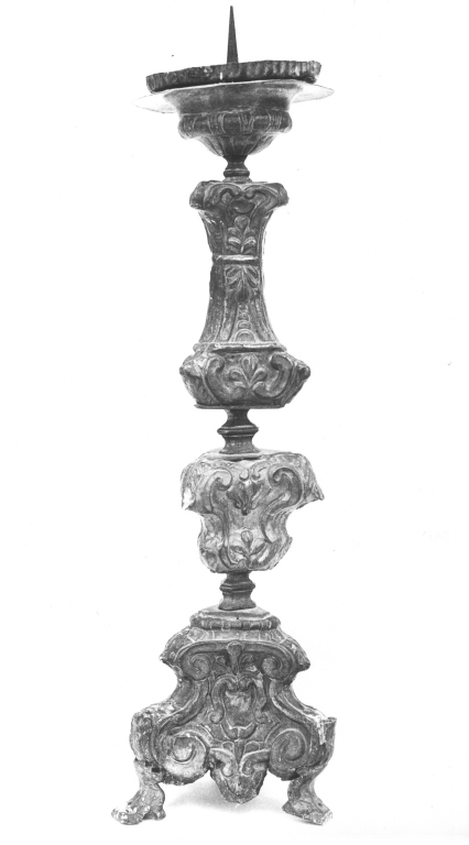 candeliere d'altare, serie - ambito laziale (sec. XVIII)