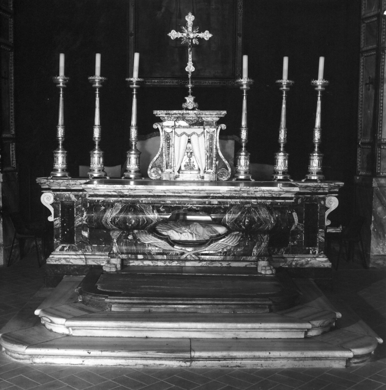 altare maggiore - ambito italiano (sec. XX)