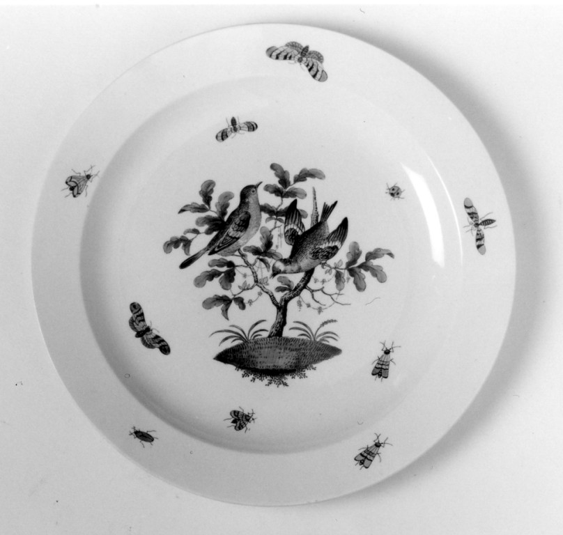 piatto - manifattura di Wedgwood (sec. XIX)