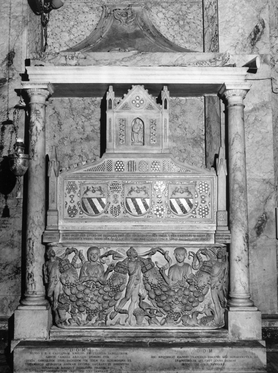 monumento funebre di Arnolfo di Cambio (e aiuti) - ambito romano (prima metà sec. XIII)