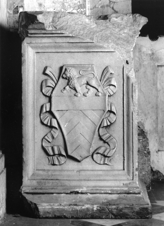 basamento, elemento d'insieme - ambito romano (fine/inizio secc. XVI/ XVII)