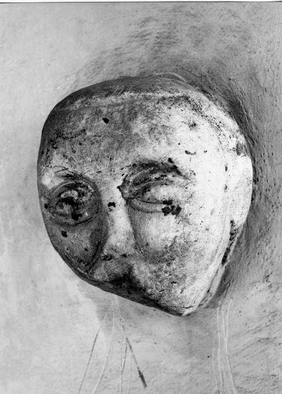 testa d'uomo (scultura, frammento) - ambito viterbese (inizio sec. XIV)