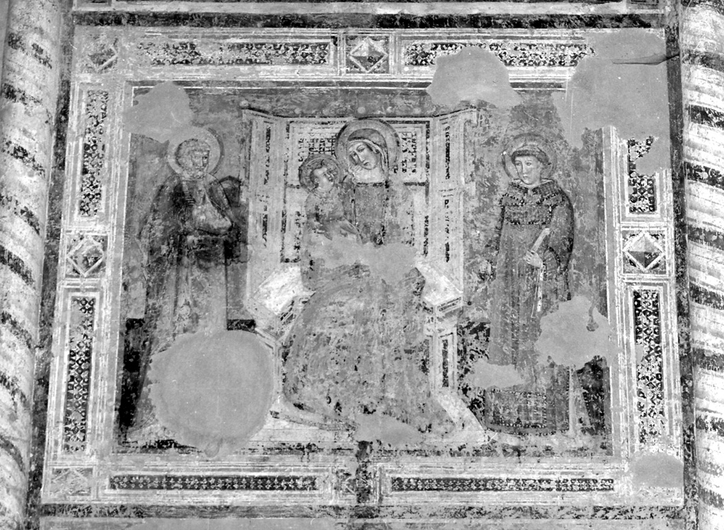 Madonna con Bambino, San Pietro e Santo Stefano (dipinto, opera isolata) - ambito marchigiano (secondo quarto sec. XIV)