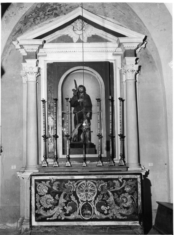 altare - a edicola - ambito laziale (sec. XVI)