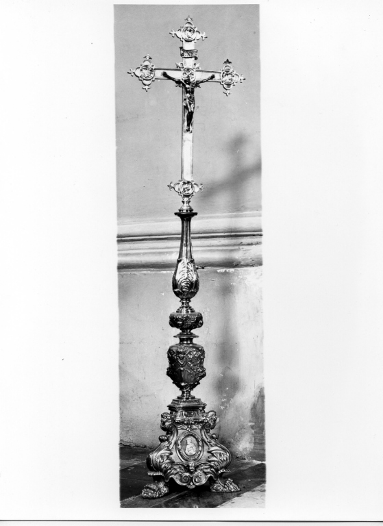 croce d'altare - manifattura romana (sec. XIX)