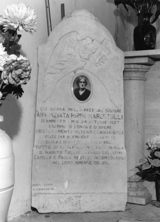 lastra tombale - ambito laziale (sec. XX)