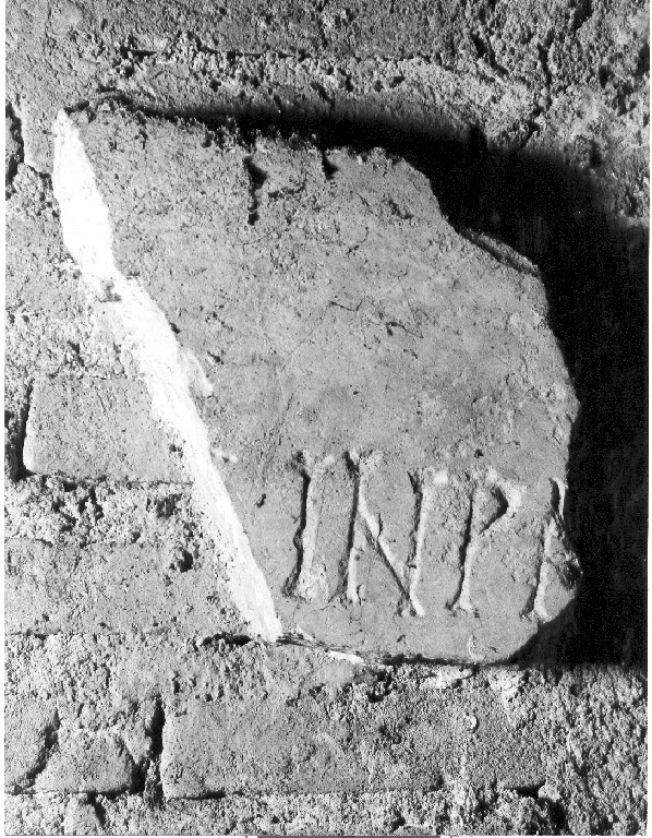 lapide, frammento - ambito romano (secc. II/ IV)