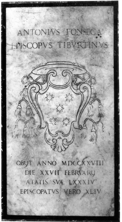 lapide tombale - ambito laziale (sec. XVIII)