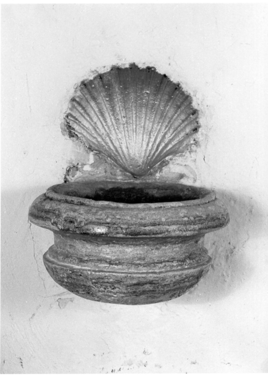 acquasantiera - ambito romano (prima metà sec. XVIII)