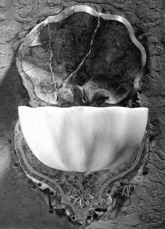 acquasantiera di Castelli Francesco detto Borromini (sec. XVII)