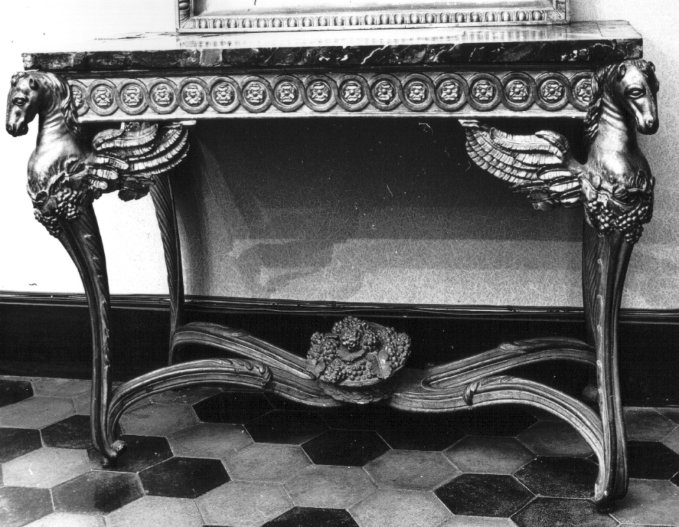 tavolo da muro - ambito laziale (inizio sec. XIX)