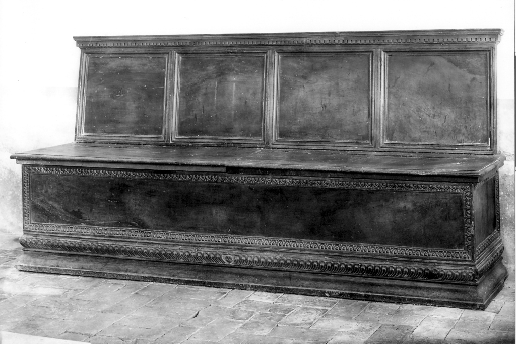 cassapanca - ambito Italia centrale (secc. XVI/ XVII)