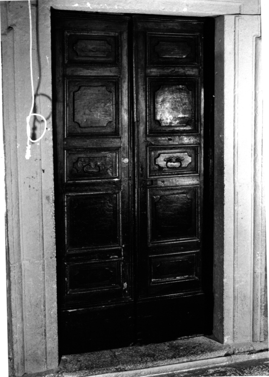 porta - a due battenti - manifattura laziale (sec. XVIII)