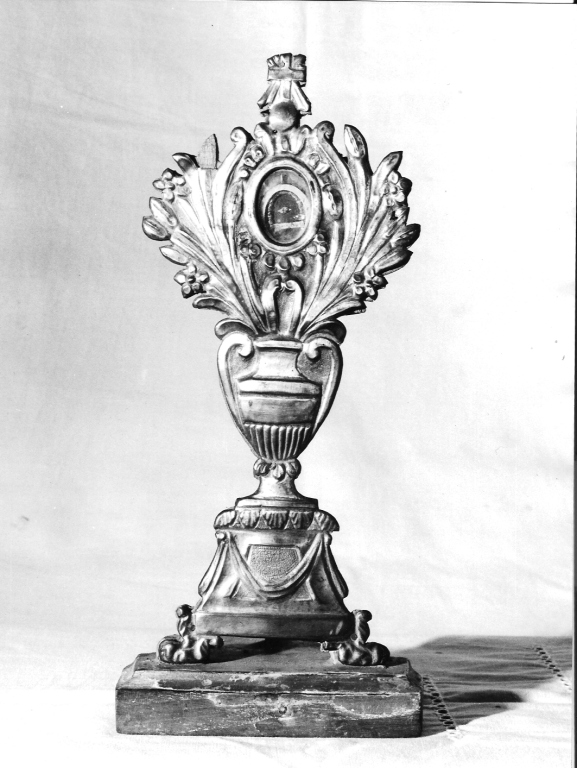 reliquiario - a ostensorio - ambito laziale (fine/inizio secc. XVIII/ XIX)