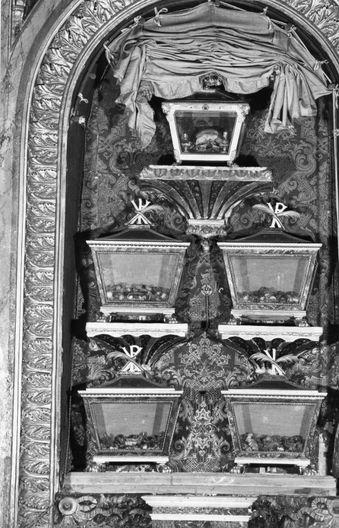 reliquiario a teca - a urna - ambito laziale (sec. XIX)