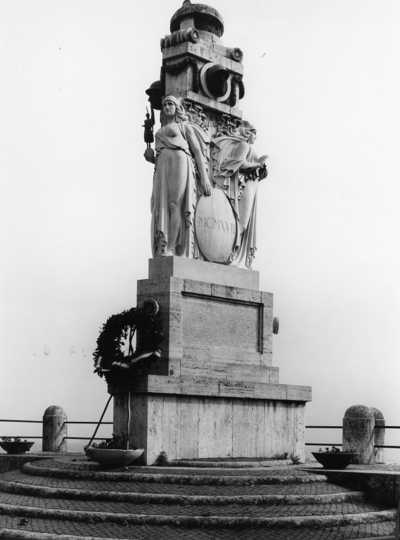 monumento di Volterrani V, Del Debbio Enrico (sec. XX)