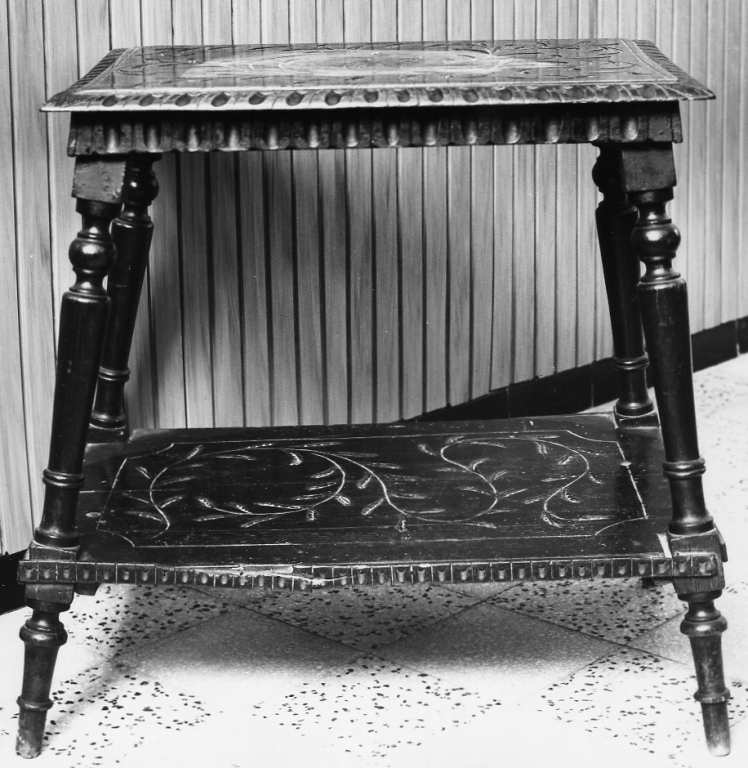 tavolino - a doppio ripiano - ambito viterbese (fine/inizio secc. XIX/ XX)