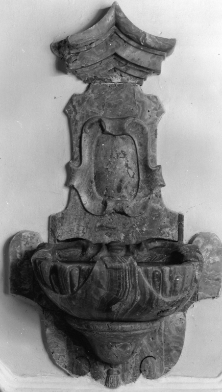 acquasantiera, serie - ambito Italia centrale (inizio sec. XVII)