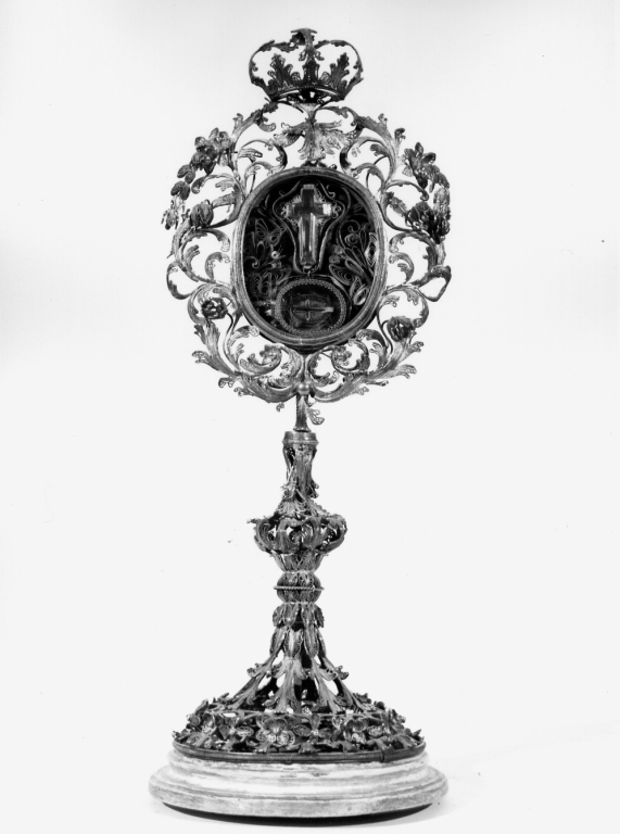croce (reliquiario - a ostensorio) - ambito laziale (sec. XVIII)