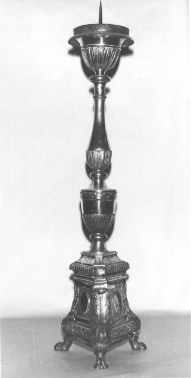 candeliere d'altare - bottega laziale (sec. XVIII)