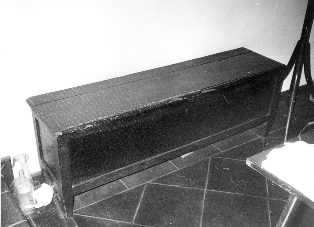 cassapanca - ambito laziale (fine/inizio secc. XVIII/ XIX)