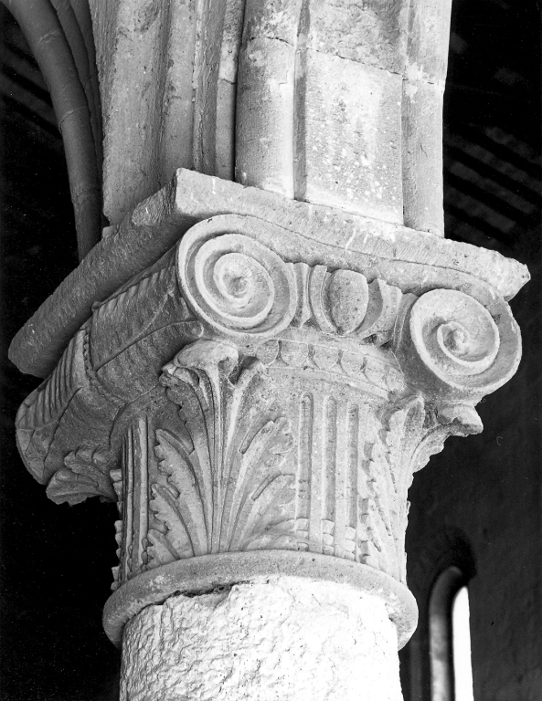 capitello di colonna - ambito lombardo (sec. XII)