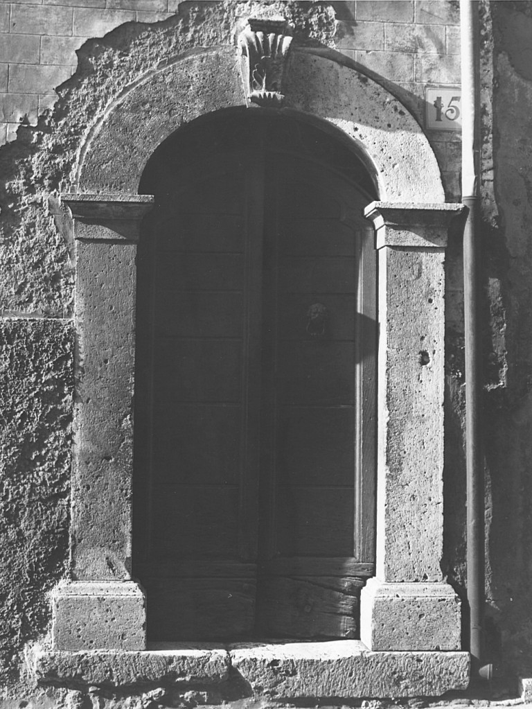 portale - ad arco - ambito laziale (sec. XIX)