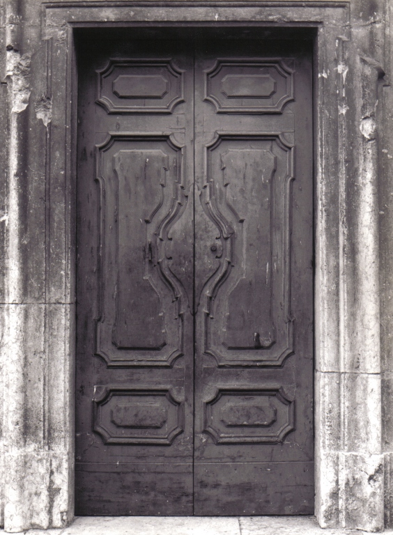 portone - a due battenti - ambito laziale (sec. XVIII)