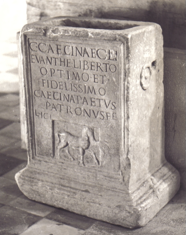 cippo - ambito romano (secc. I/ II)