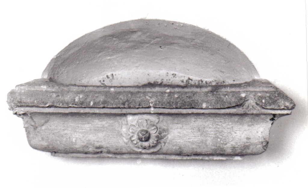 acquasantiera da parete - ambito laziale (sec. XVI)