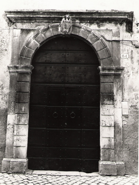 portale - ambito laziale (sec. XVIII)