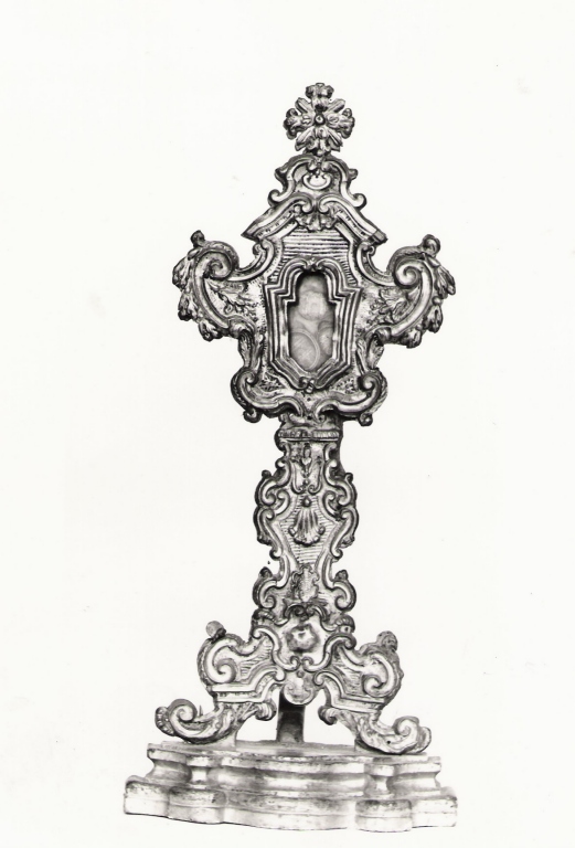 motivi decorativi vegetali (reliquiario) - ambito laziale (prima metà sec. XIX)