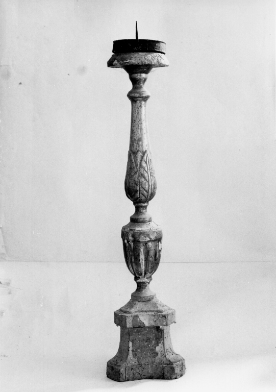 candeliere d'altare - ambito laziale (sec. XIX)