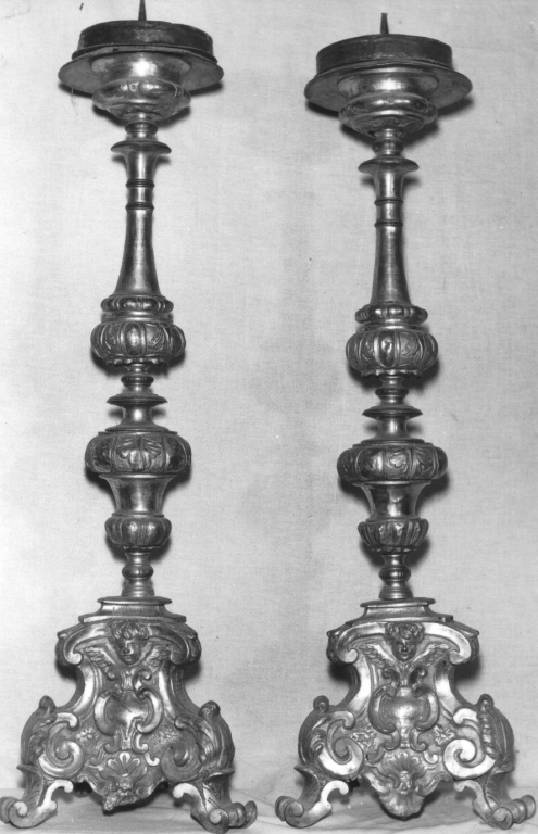 candeliere d'altare - ambito laziale (prima metà sec. XVIII)