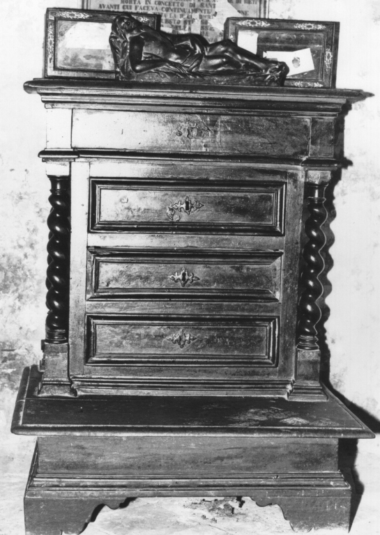 inginocchiatoio - a stipetto - ambito laziale (sec. XVII)