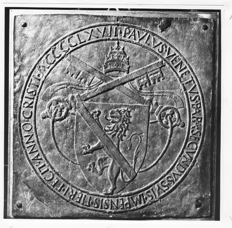 stemma di Paolo II (tegola, frammento) - ambito romano (sec. XV)