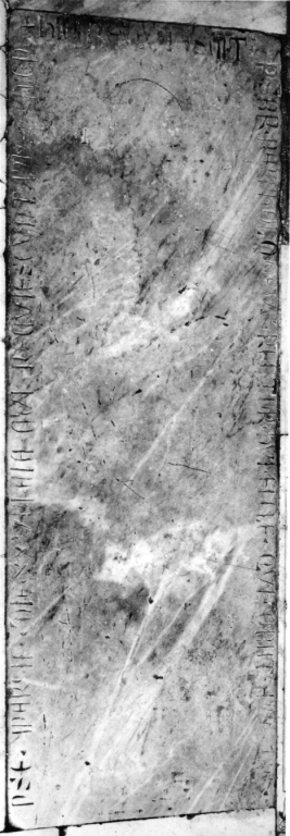 lastra tombale - ambito romano (sec. XV)