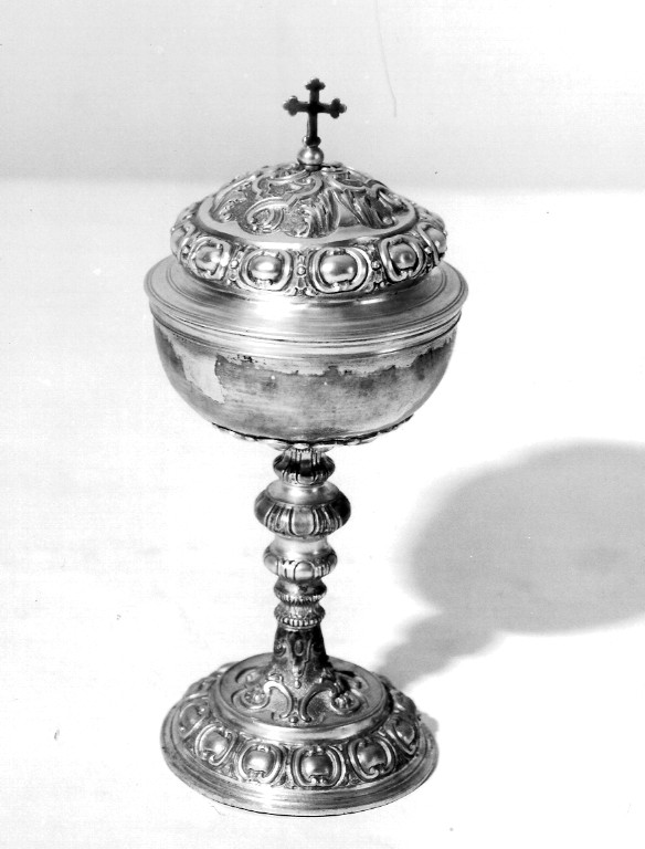 pisside - ambito laziale (sec. XVIII)