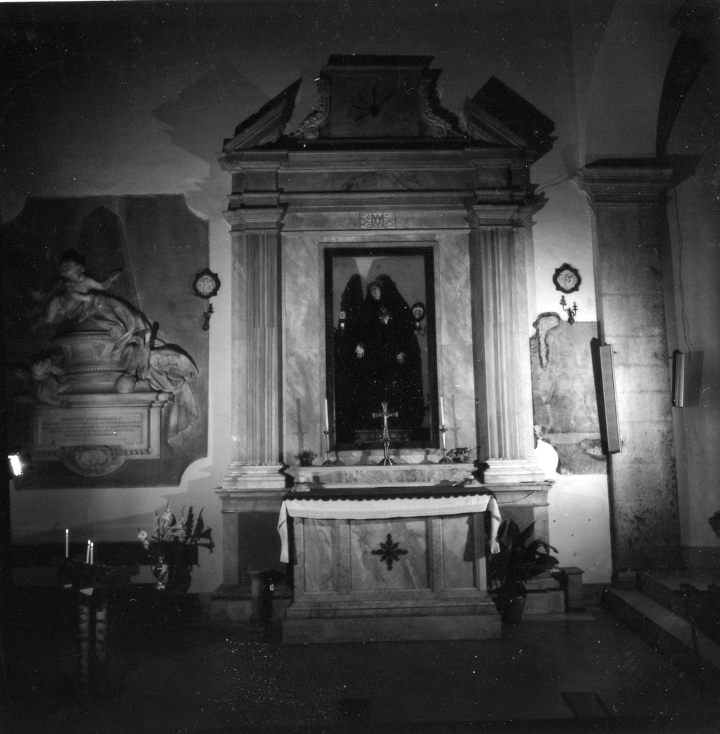 altare - a edicola, elemento d'insieme - ambito laziale (primo quarto sec. XX)