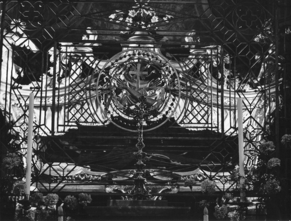 reliquiario a teca - a urna - ambito romano (prima metà sec. XVIII)