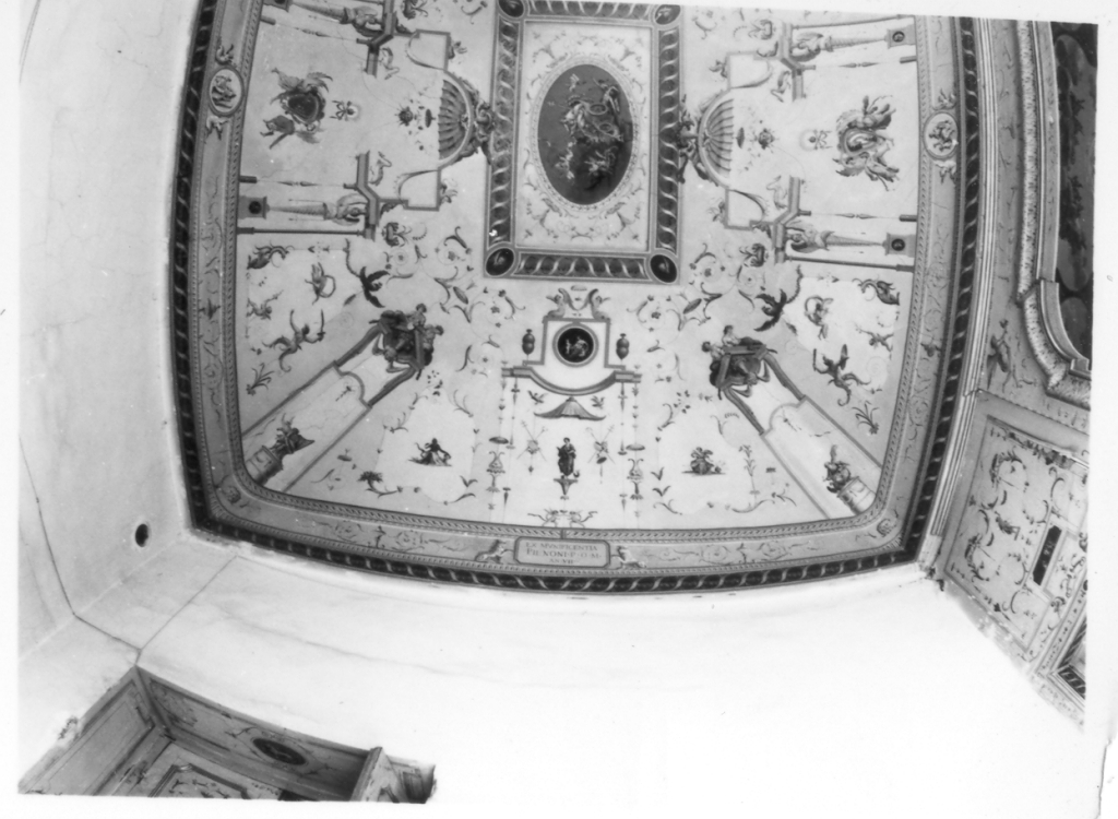 Pio VI guidato dagli evangelisti trionfa sull'eresia. Grottesche (decorazione pittorica) di Coccetti Liborio (seconda metà sec. XVIII)